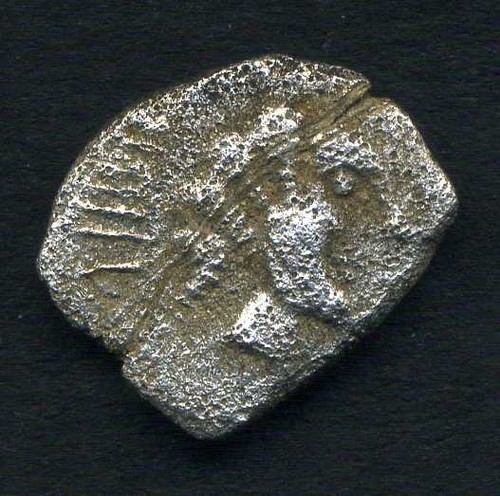 Tres rare drachme - (, r3